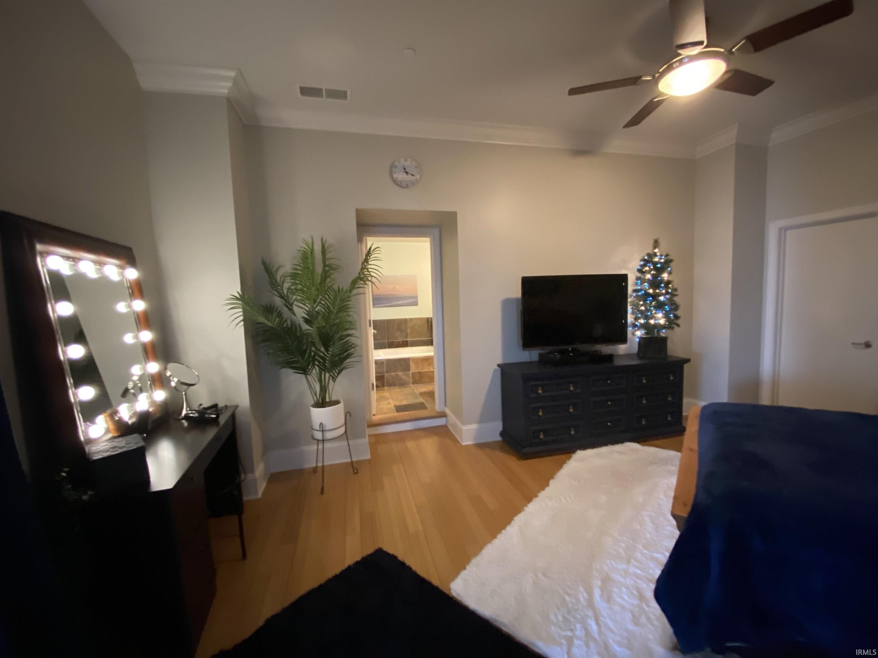 300 Main Street, Unit 3H Evansville, IN 47708 - Photo 8 of 12