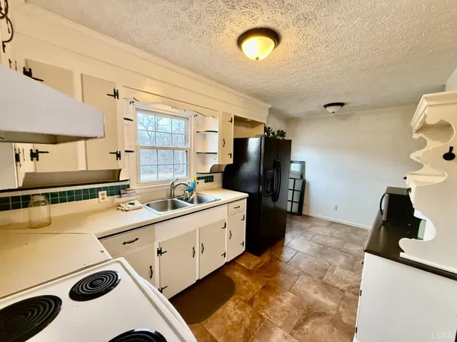 $209,900 | 134 Viars Road, Madison Heights, VA 24572