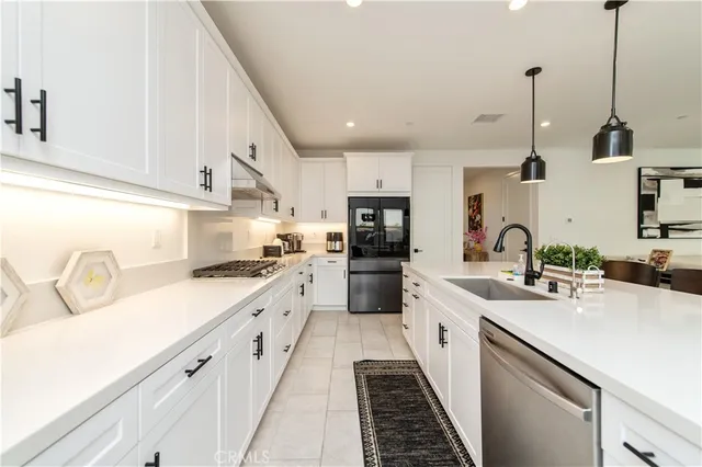 $1,690,000 | 295 Autumn Way, Rancho Mission Viejo, CA 92694