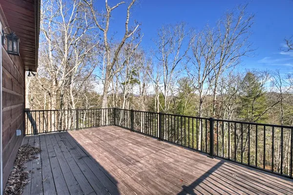 $3,300 | 250 Wolf Crk Mountain Road, Mineral Bluff, GA 30559