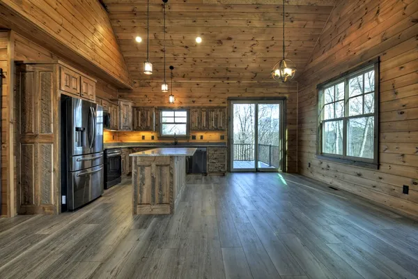 $3,300 | 250 Wolf Crk Mountain Road, Mineral Bluff, GA 30559