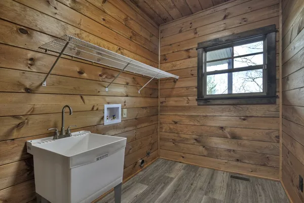 $3,300 | 250 Wolf Crk Mountain Road, Mineral Bluff, GA 30559