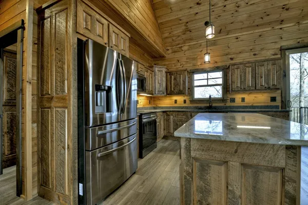 $3,300 | 250 Wolf Crk Mountain Road, Mineral Bluff, GA 30559