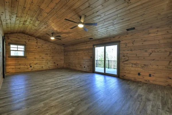 $3,300 | 250 Wolf Crk Mountain Road, Mineral Bluff, GA 30559