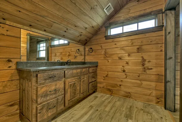 $3,300 | 250 Wolf Crk Mountain Road, Mineral Bluff, GA 30559