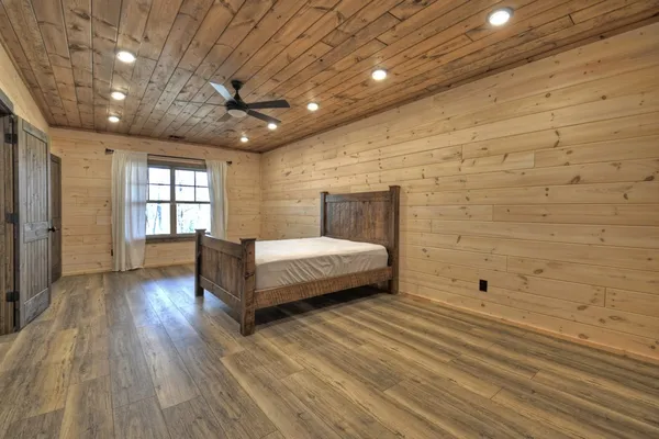 $3,300 | 250 Wolf Crk Mountain Road, Mineral Bluff, GA 30559