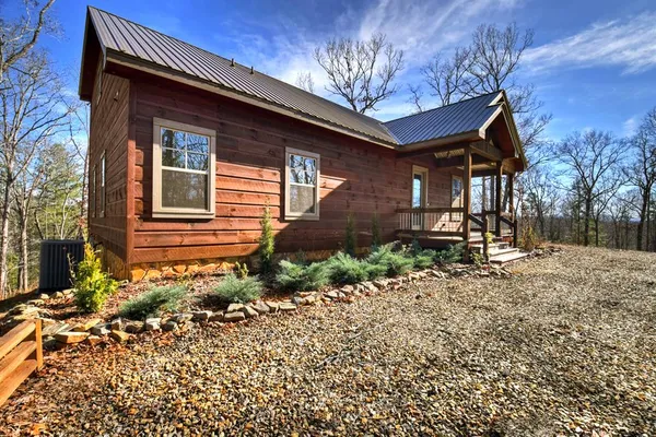 $3,300 | 250 Wolf Crk Mountain Road, Mineral Bluff, GA 30559