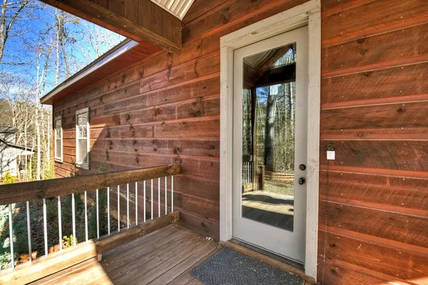 $3,300 | 250 Wolf Crk Mountain Road, Mineral Bluff, GA 30559
