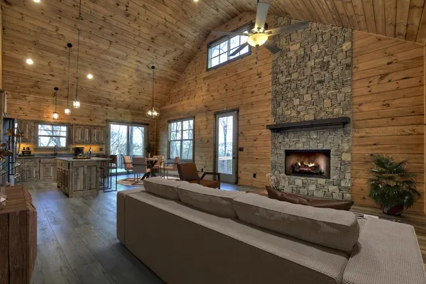 $3,300 | 250 Wolf Crk Mountain Road, Mineral Bluff, GA 30559