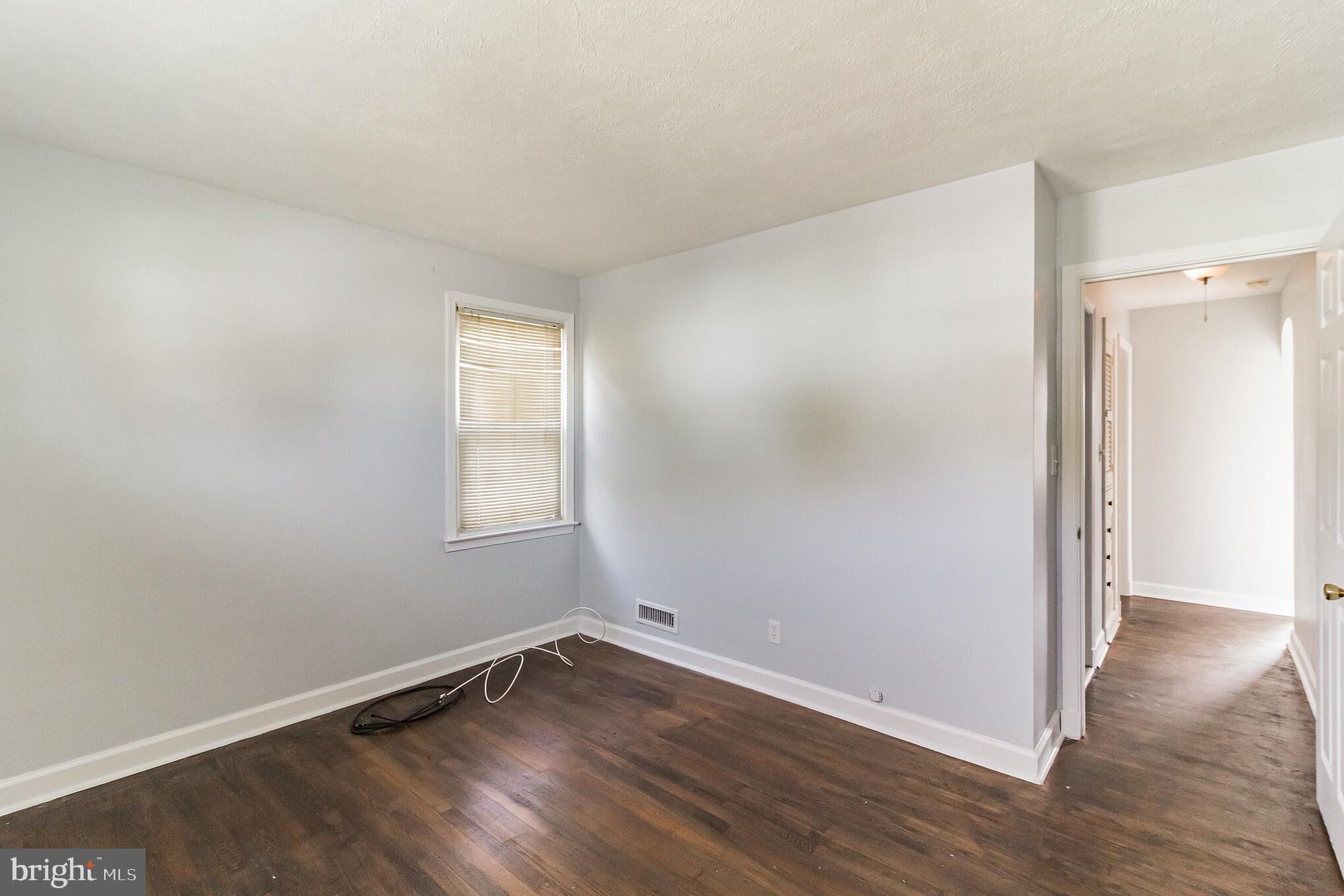 1811 Wendover Road Baltimore, MD 21234 - Photo 20 of 28 2nd bedroom