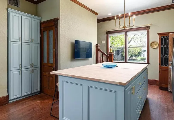$799,000 | 928 King Street, La Crosse, WI 54601
