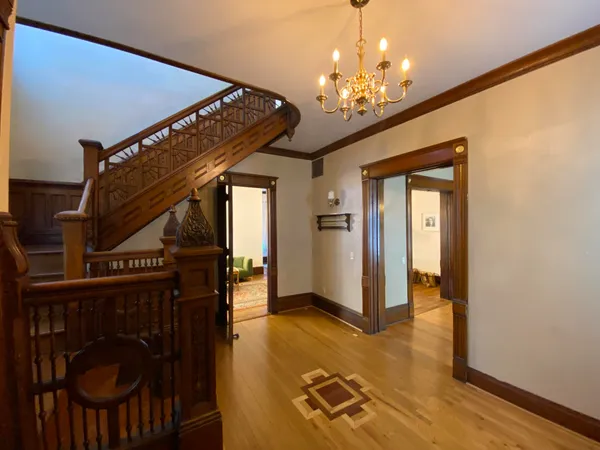 $849,000 | 928 King Street, La Crosse, WI 54601