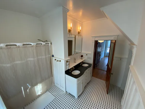 $849,000 | 928 King Street, La Crosse, WI 54601