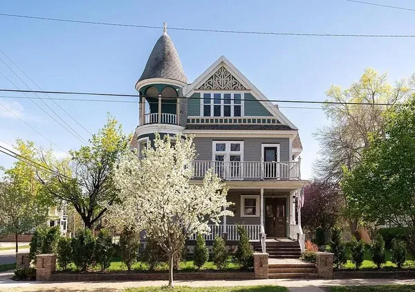 $849,000 | 928 King Street, La Crosse, WI 54601