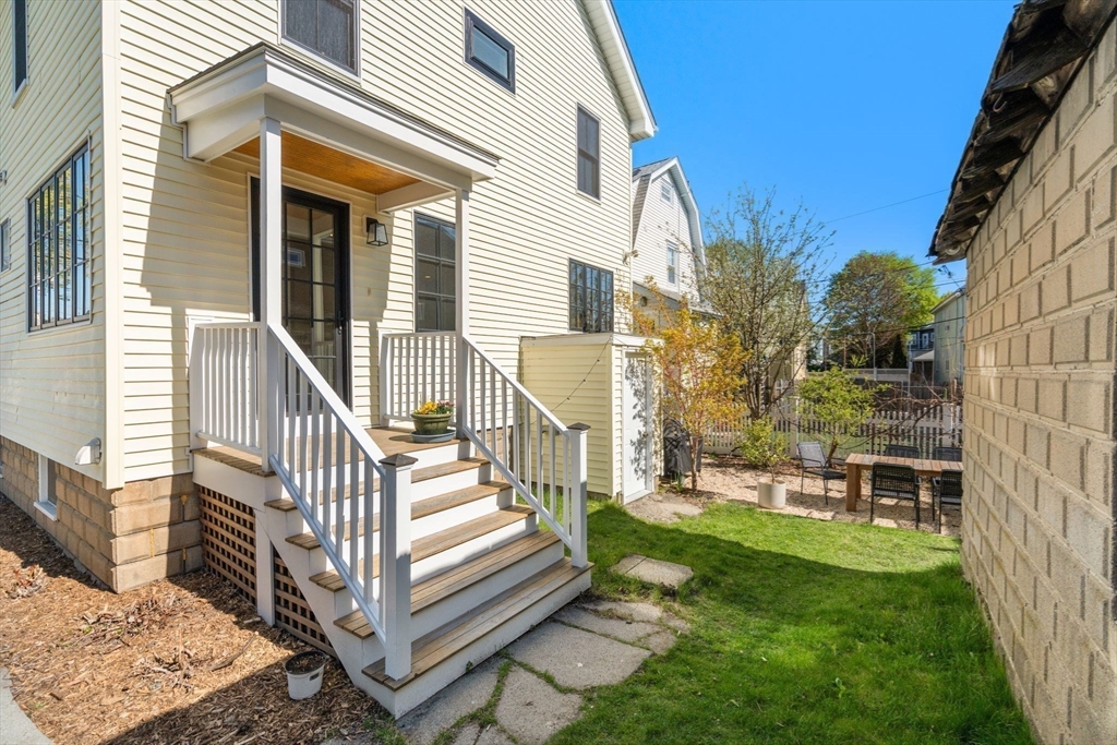 80 Gourley Road Medford, MA 02155 - Photo 25 of 36