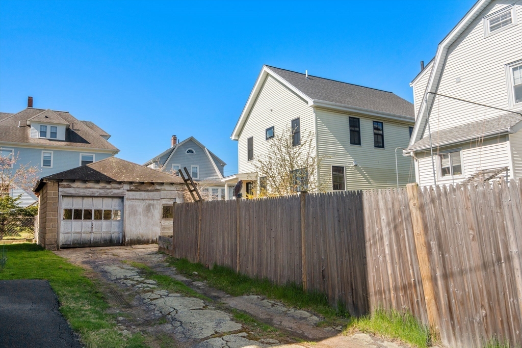 80 Gourley Road Medford, MA 02155 - Photo 29 of 36