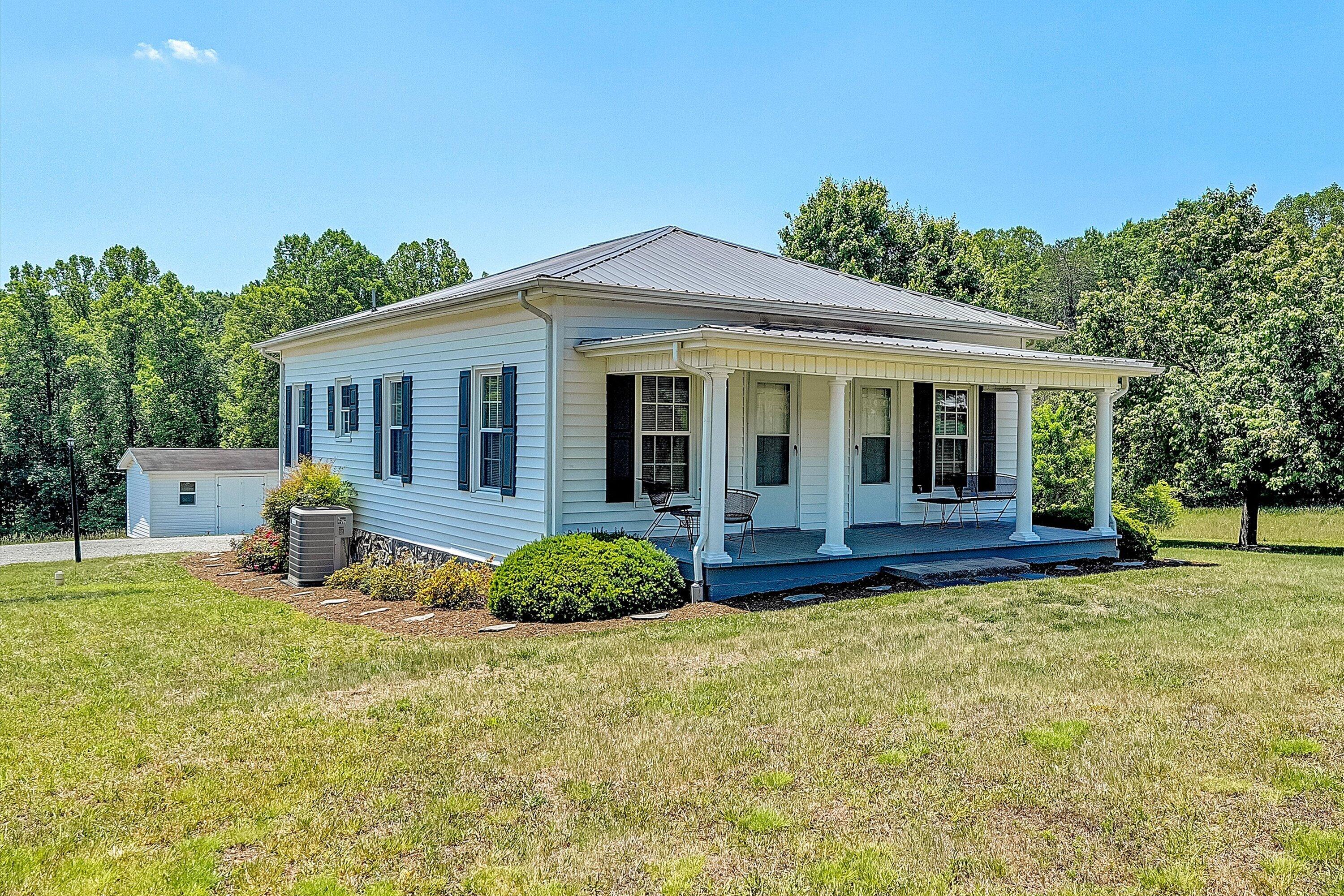 8605 Truevine Road Glade Hill, VA 24092 - Photo 2 of 29 02-SGP-58-2