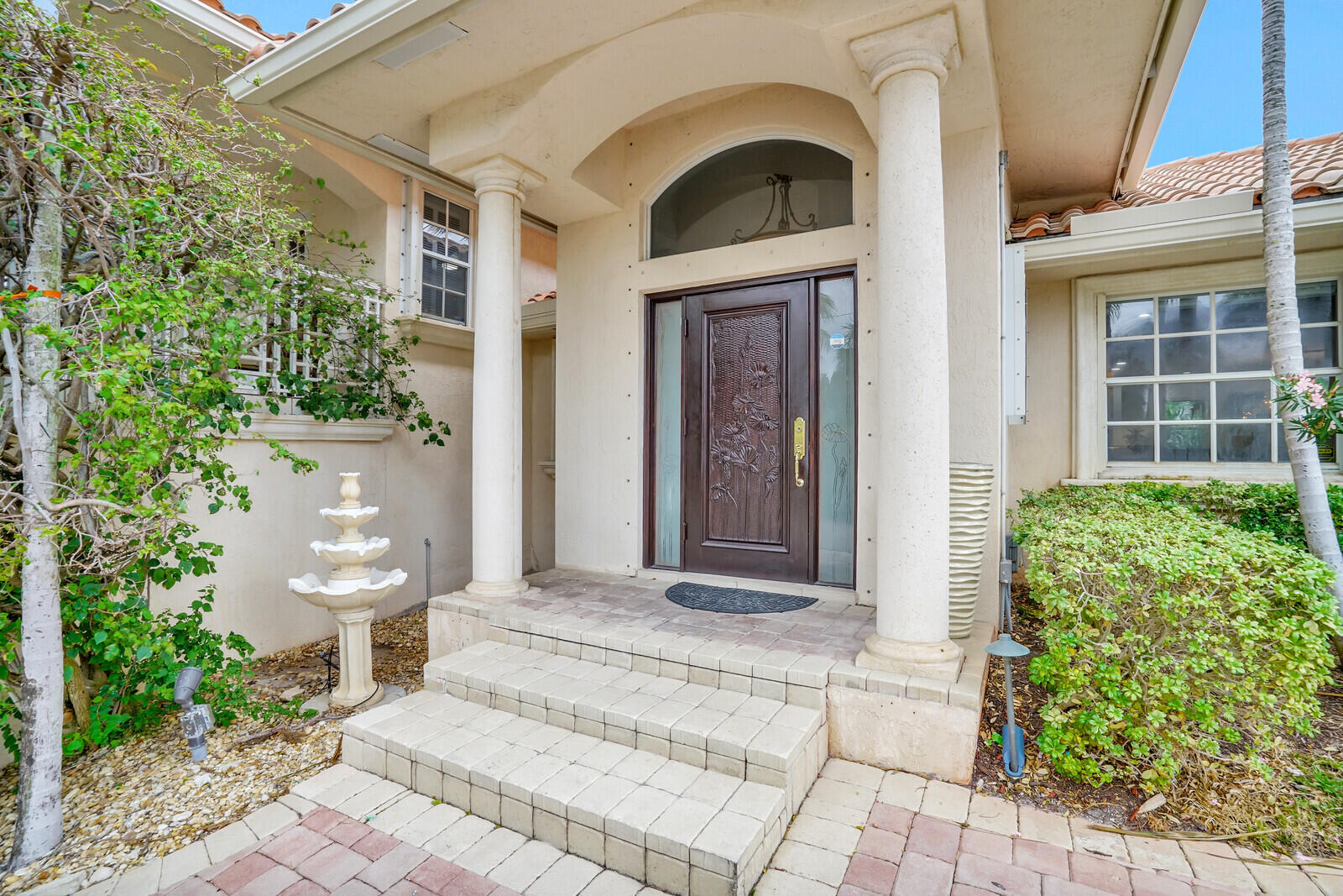 290 East Fern Drive Boca Raton, FL 33432 - Photo 5 of 51 Front Door