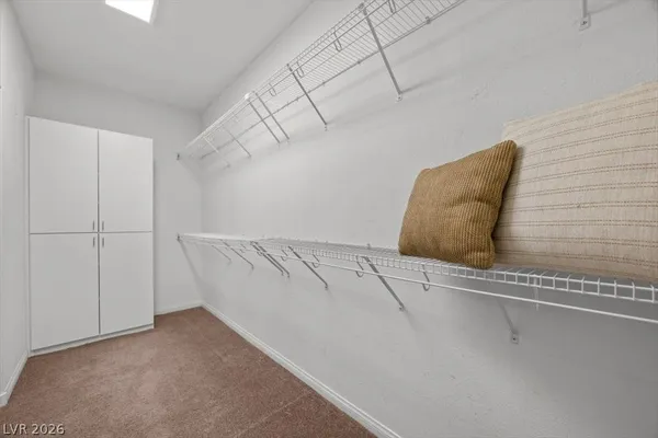 $595,000 | 121 Pettswood Drive, Henderson, NV 89002