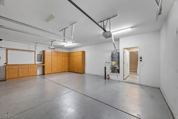 $595,000 | 121 Pettswood Drive, Henderson, NV 89002