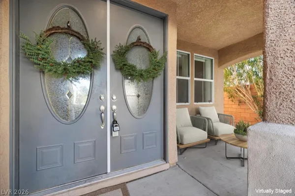 $595,000 | 121 Pettswood Drive, Henderson, NV 89002