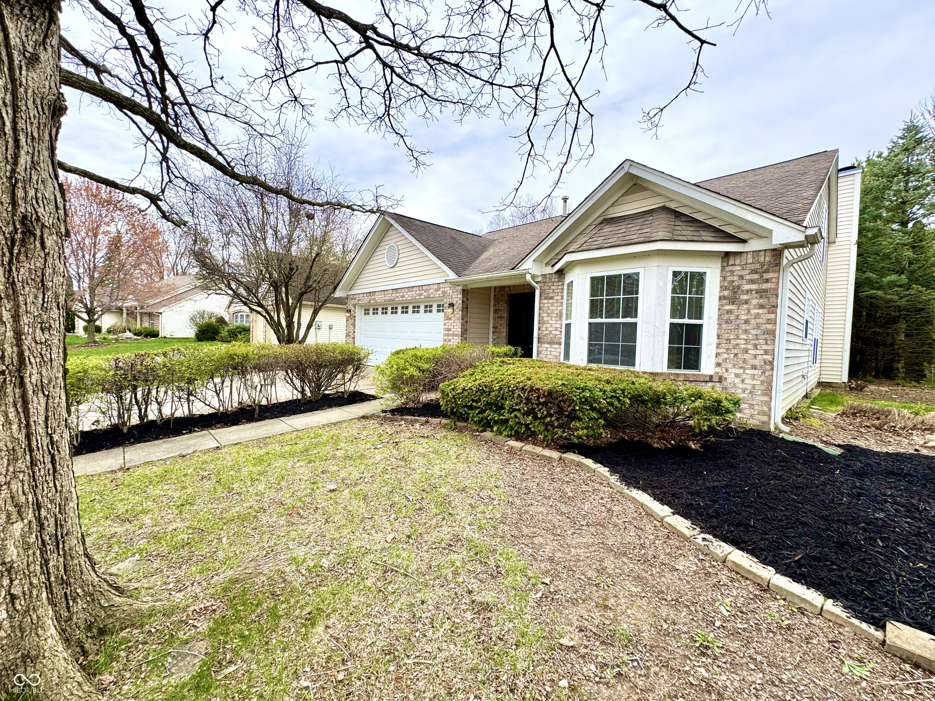 10200 Cheswick Lane Fishers, IN 46037 - Photo 1 of 48