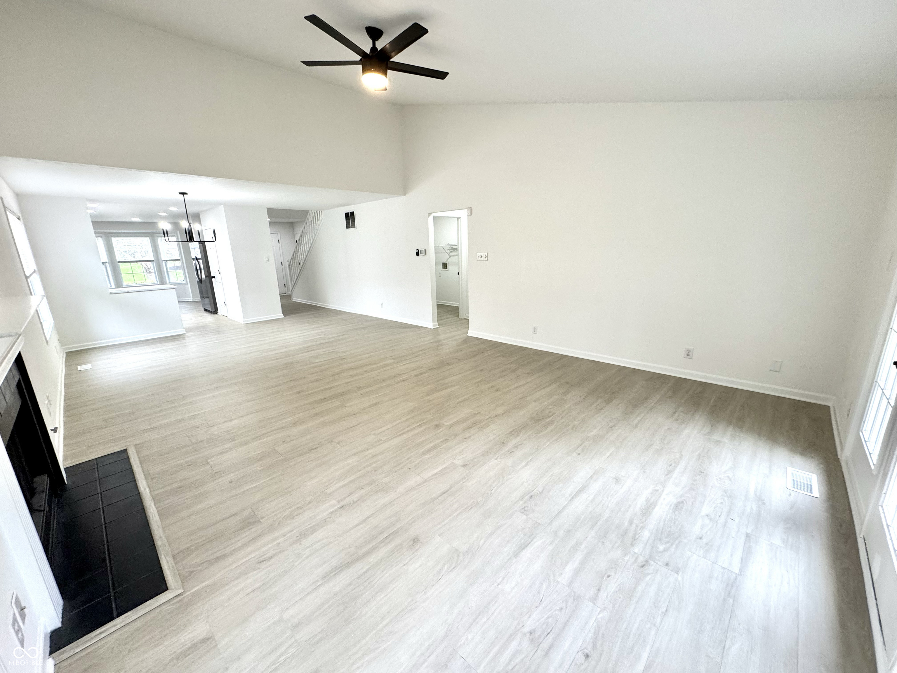 10200 Cheswick Lane Fishers, IN 46037 - Photo 11 of 48