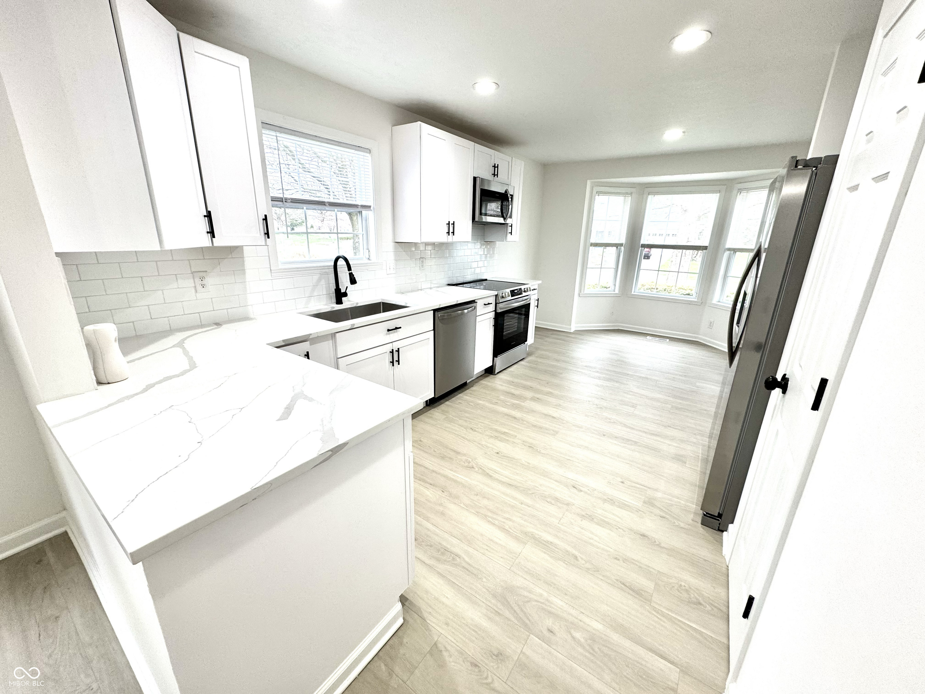 10200 Cheswick Lane Fishers, IN 46037 - Photo 13 of 48