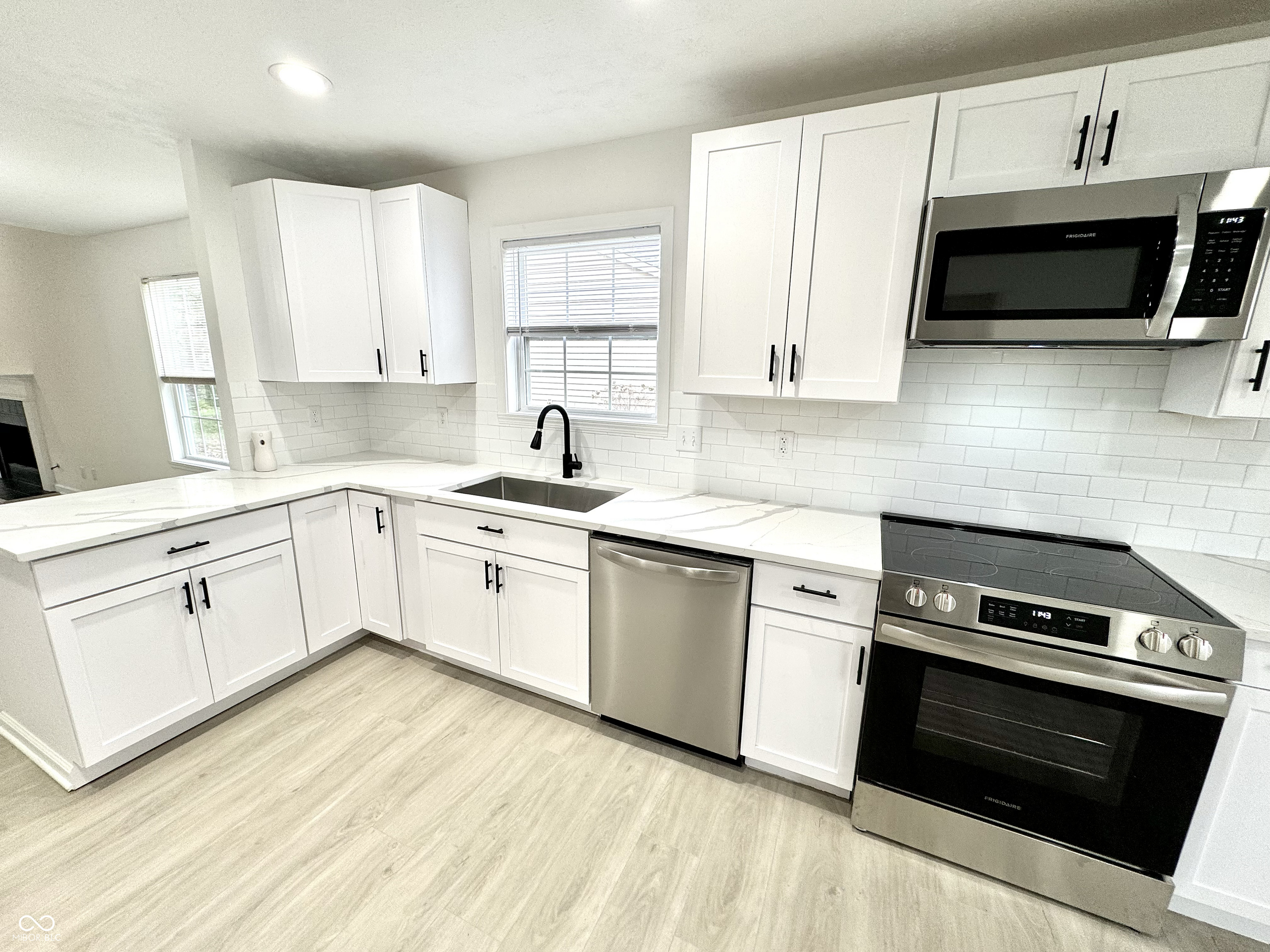 10200 Cheswick Lane Fishers, IN 46037 - Photo 16 of 48