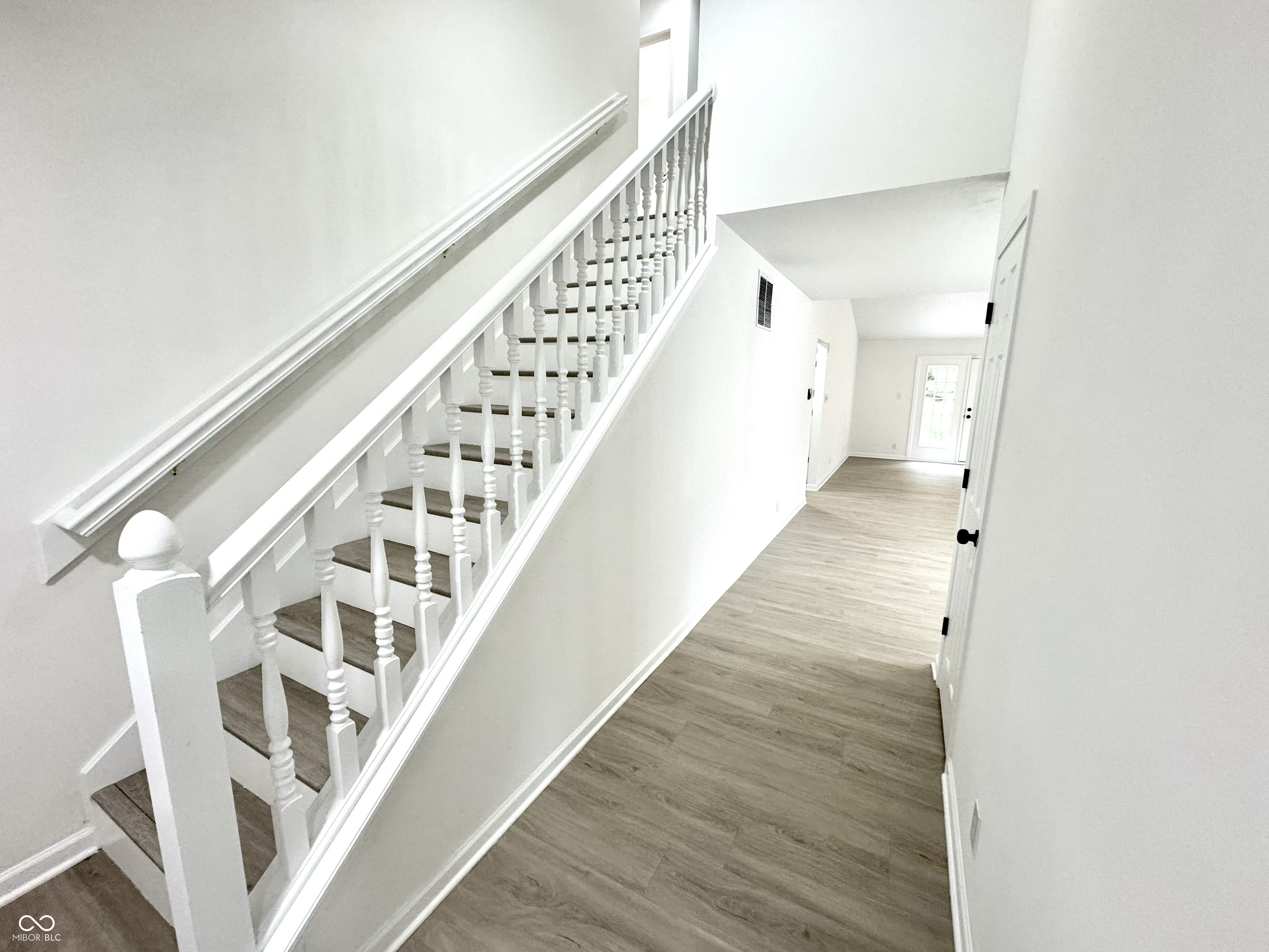 10200 Cheswick Lane Fishers, IN 46037 - Photo 6 of 48