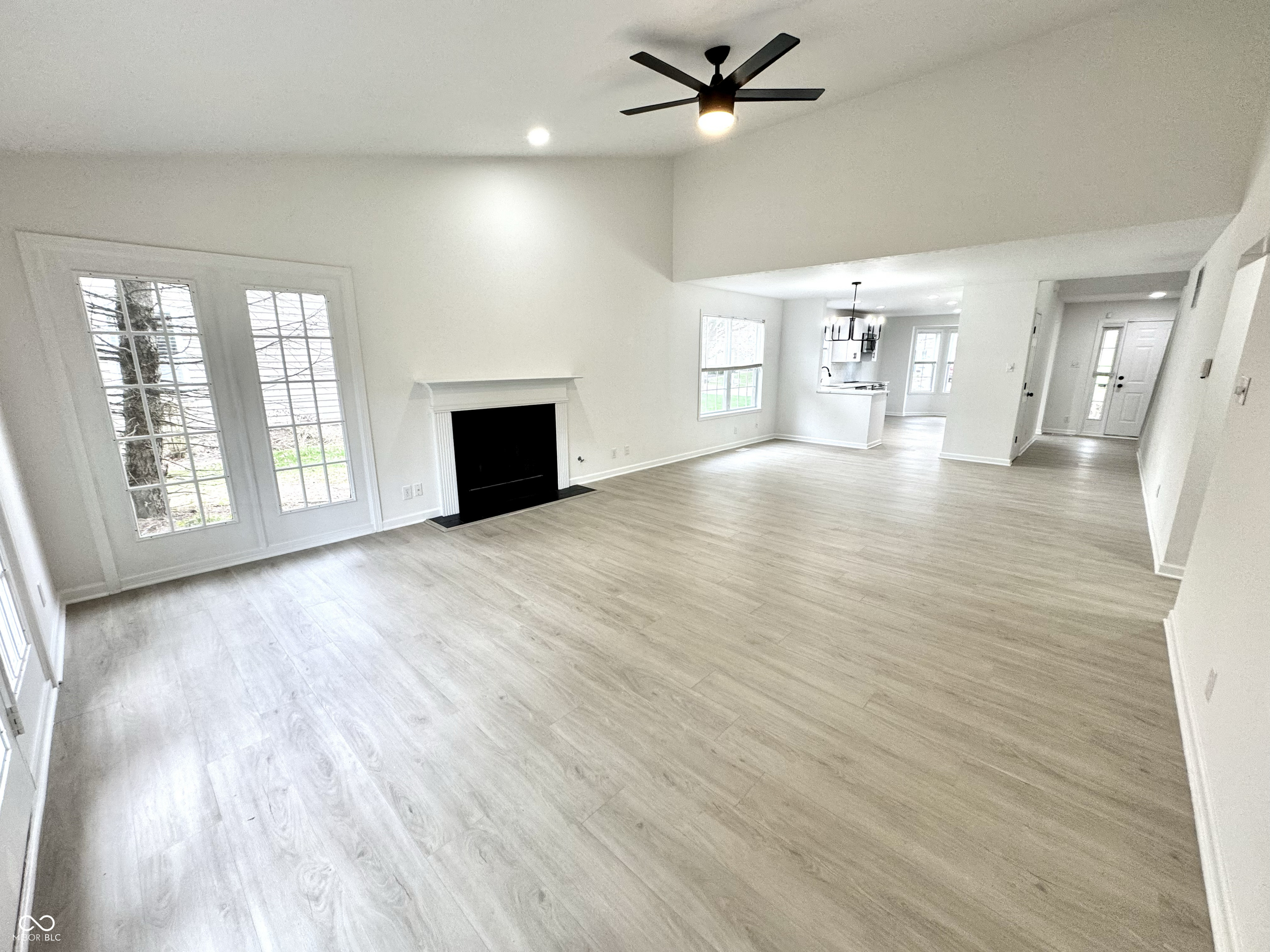 10200 Cheswick Lane Fishers, IN 46037 - Photo 9 of 48