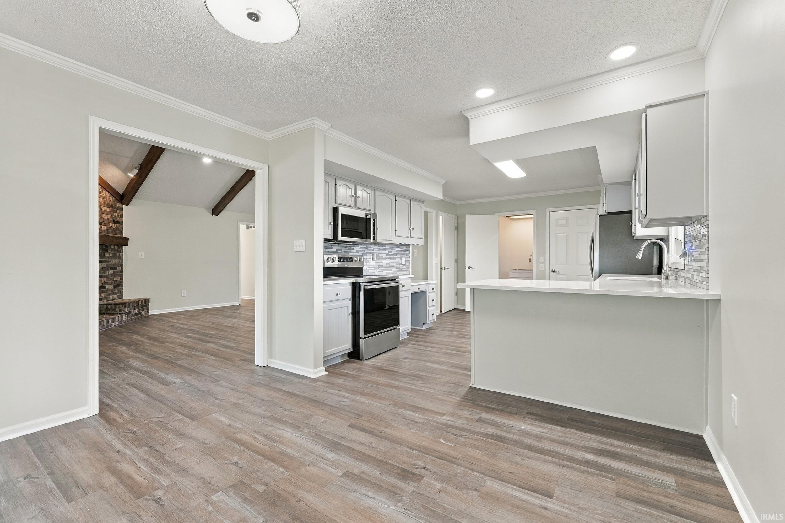 8805 Huguenard Road Fort Wayne, IN 46818 - Photo 19 of 50 Gallery Image 19