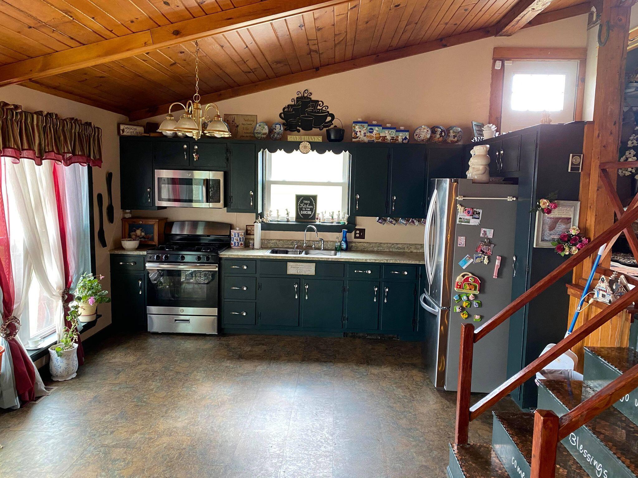 44 Flynn Road Newburgh, ME 04444 - Photo 16 of 30 178919456_485702692474807_16195880037445