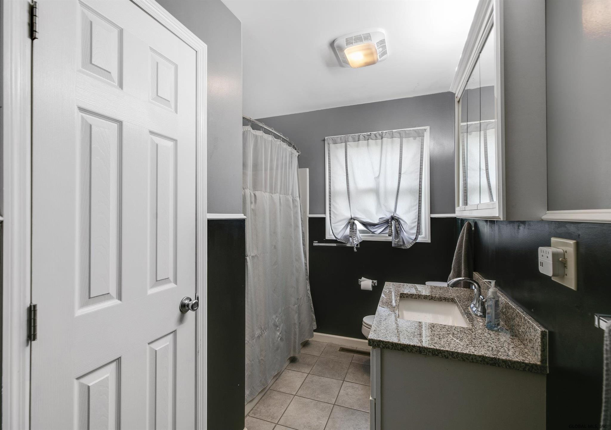 205 Morris Road Colonie, NY 12303 - Photo 14 of 33 Photo 14