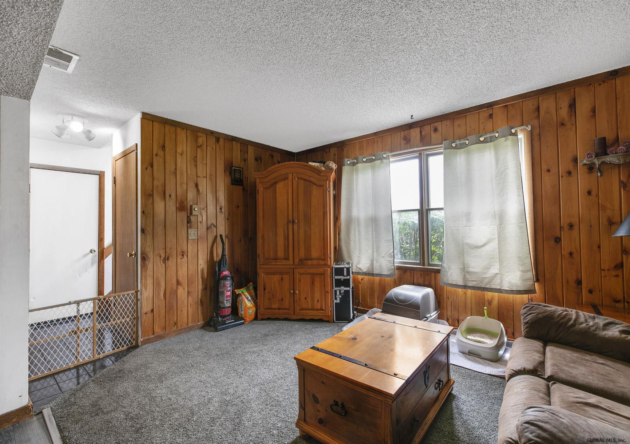 205 Morris Road Colonie, NY 12303 - Photo 18 of 33 Photo 18