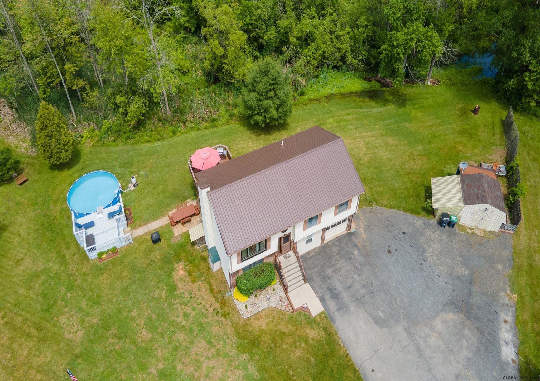 205 Morris Road Colonie, NY 12303 - Photo 25 of 33 Photo 25