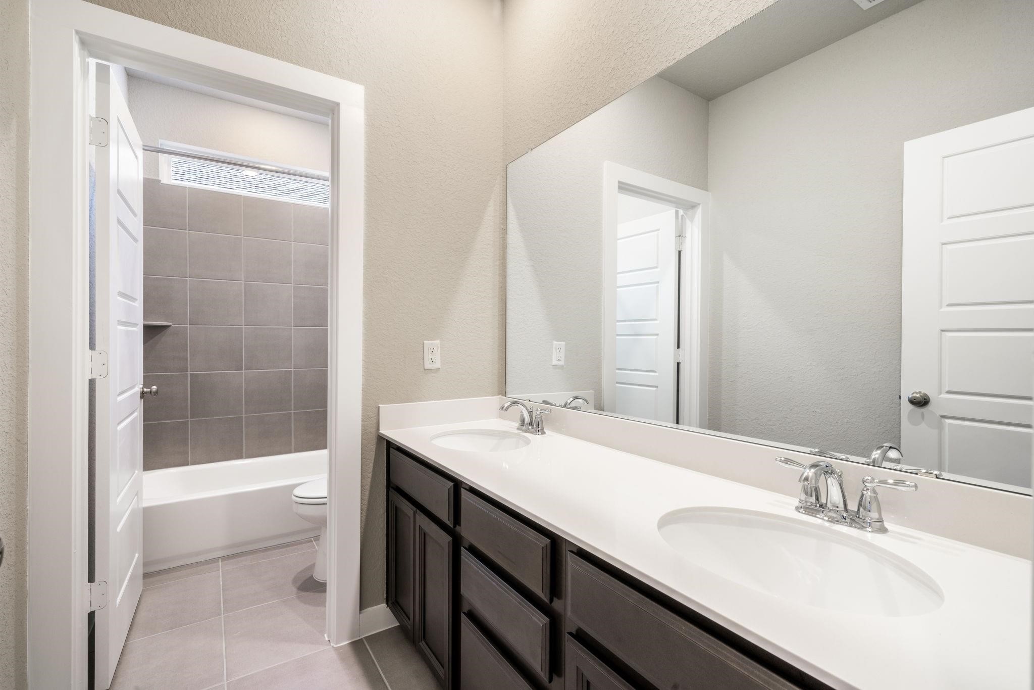 8209 Rising Stream Drive Houston, TX 77063 - Photo 29 of 35