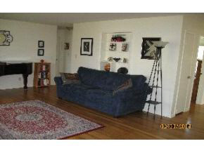 502 West Green Road Bloomington, IN 47403 - Photo 2 of 16 Gallery Image 2