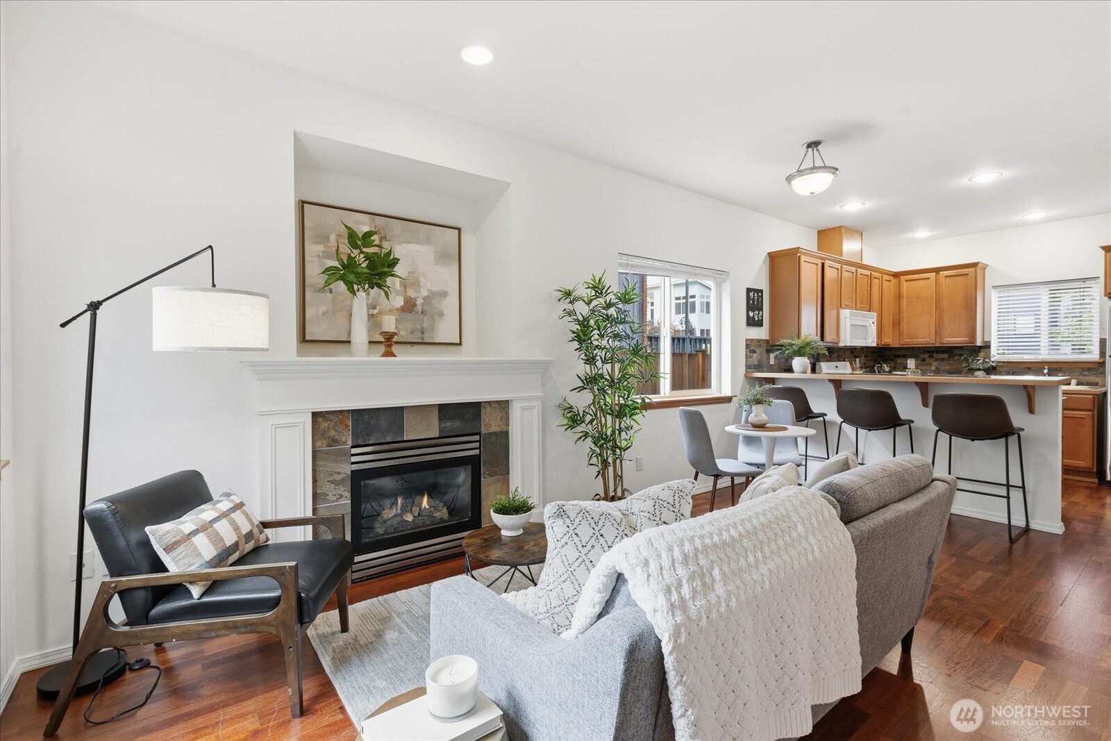 4736 Delridge Way Southwest, Unit B Seattle, WA 98106 - Photo 9 of 18