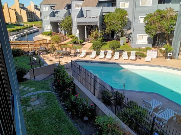 $1,265 | 12500 Melville Drive, Unit 228C, Montgomery, TX 77356