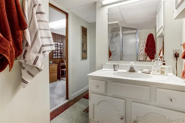 $620,000 | 12 Winslow Lane, Des Peres, MO 63131