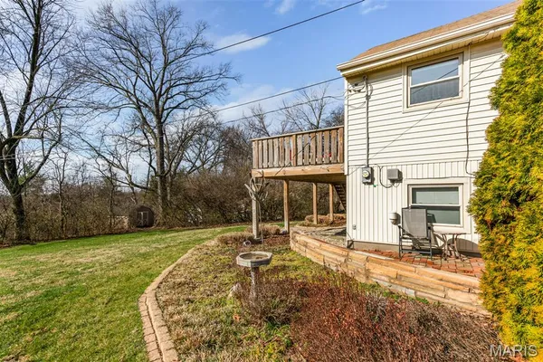 $620,000 | 12 Winslow Lane, Des Peres, MO 63131