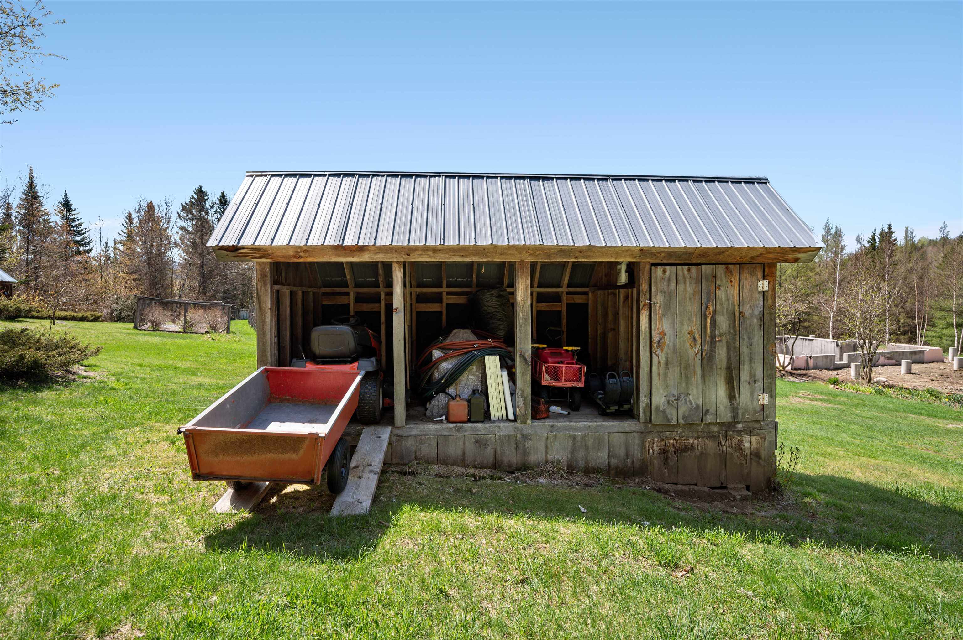 400 Maxfield Road Plainfield, VT 05641 - Photo 17 of 33