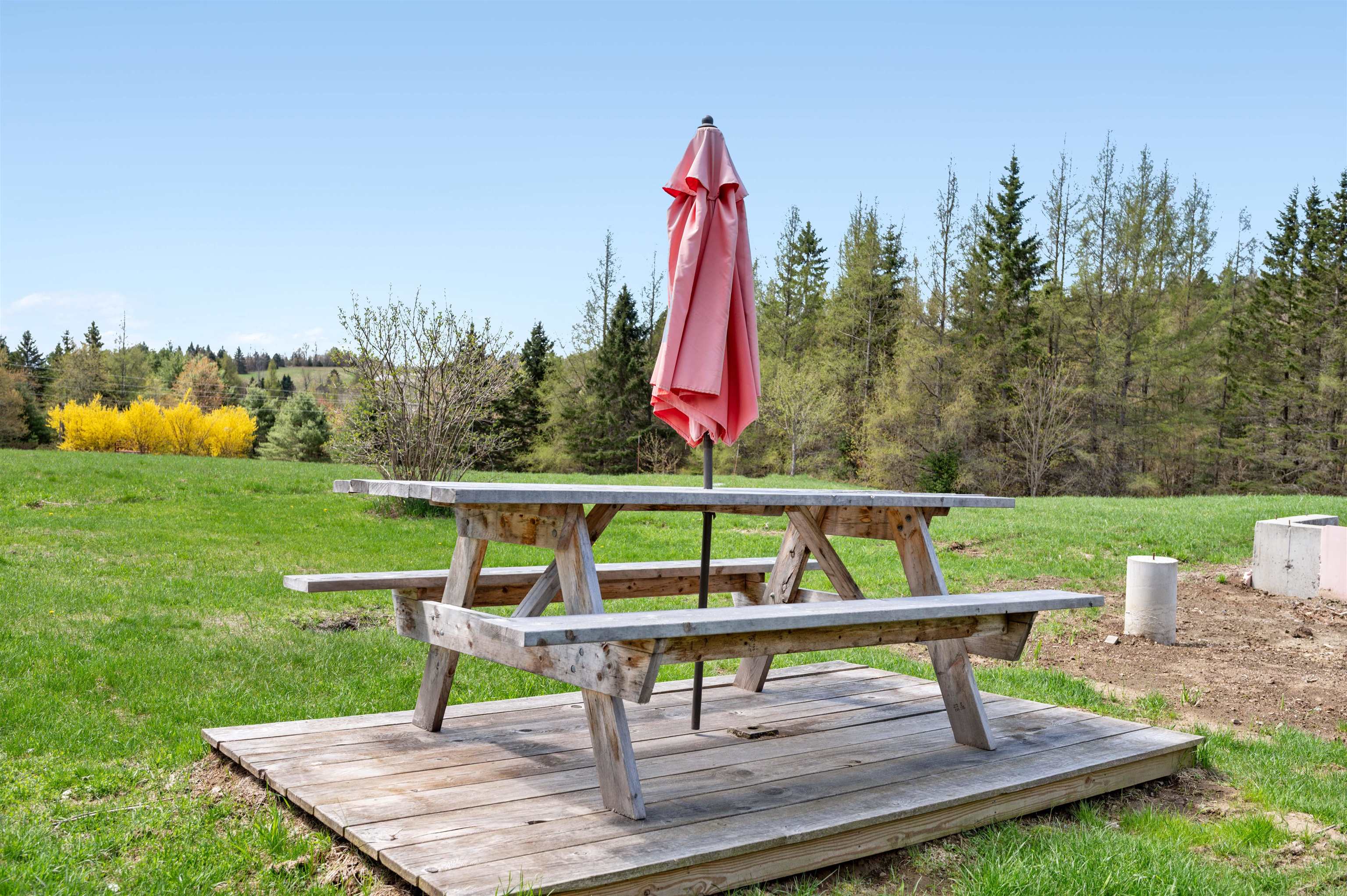 400 Maxfield Road Plainfield, VT 05641 - Photo 8 of 33