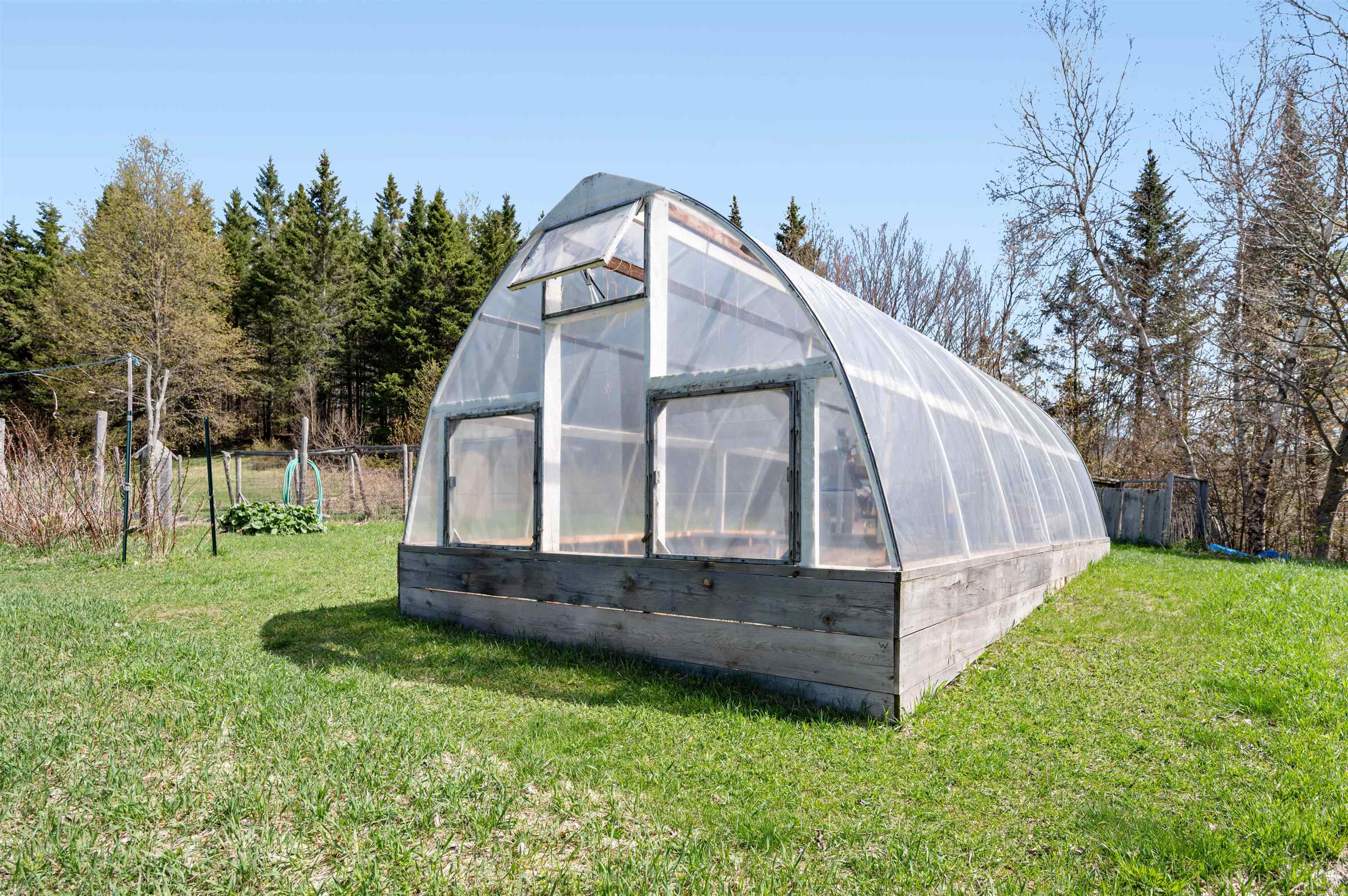 400 Maxfield Road Plainfield, VT 05641 - Photo 9 of 33