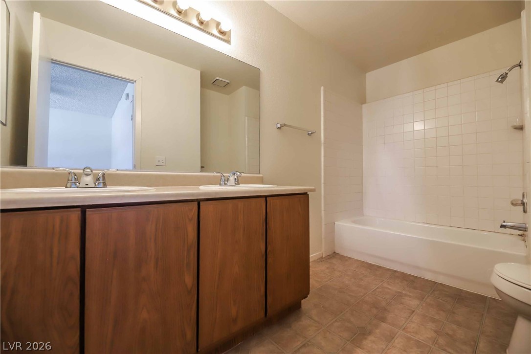 566 Kristin Lane Henderson, NV 89011 - Photo 11 of 16