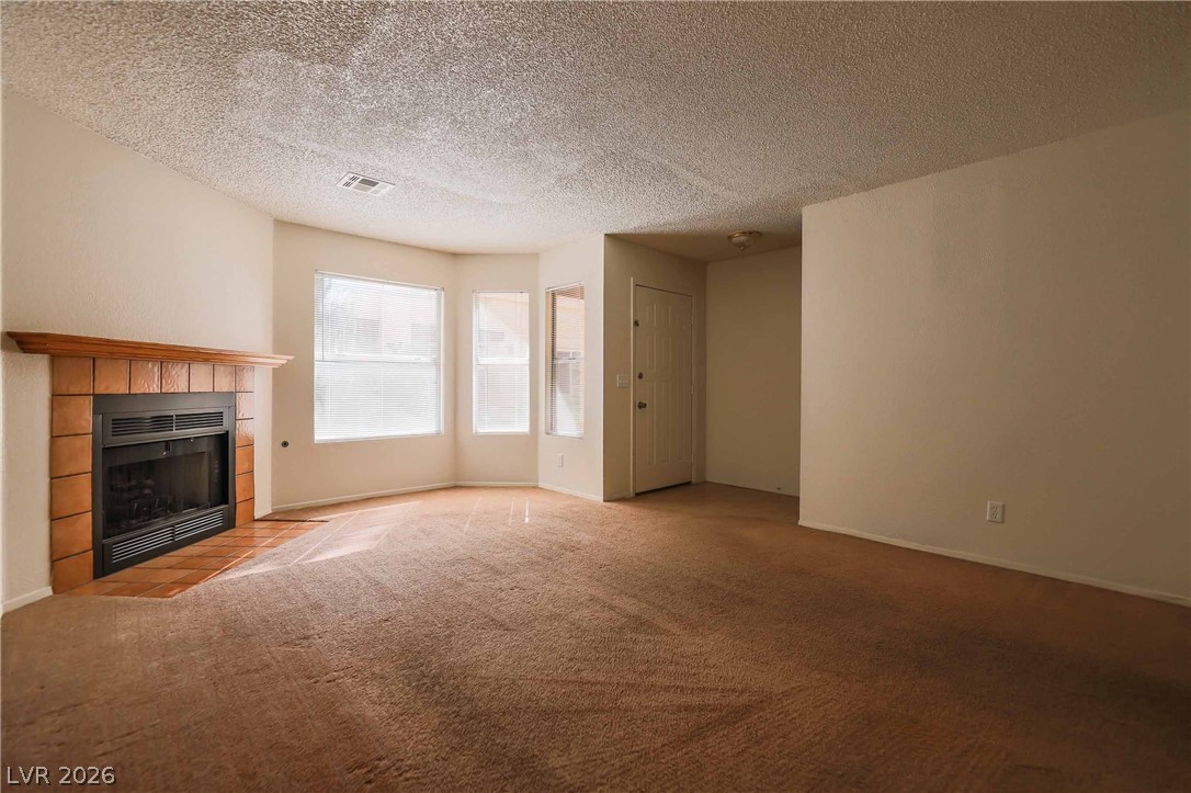 566 Kristin Lane Henderson, NV 89011 - Photo 3 of 16