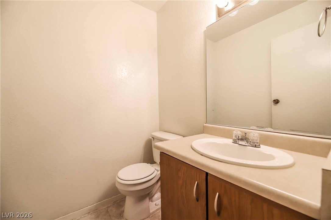 566 Kristin Lane Henderson, NV 89011 - Photo 8 of 16