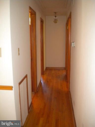 10004 Clearspring Road Damascus, MD 20872 - Photo 12 of 30 Hallway
