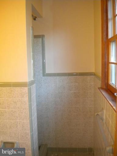 10004 Clearspring Road Damascus, MD 20872 - Photo 14 of 30 Master Bath #2